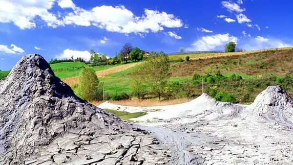 Sui sentieri delle Salse: detective per un giorno alla scoperta di sé