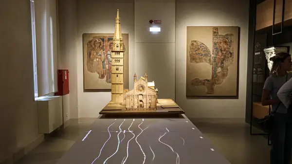 Caccia al tesoro medievale: draghi e codici segreti ai Musei del Duomo