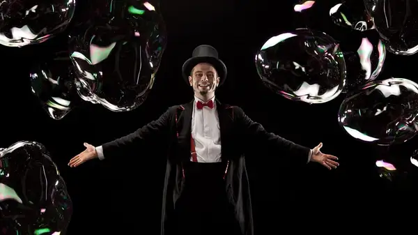 Sciroppo di Teatro porta la magia a Mirandola