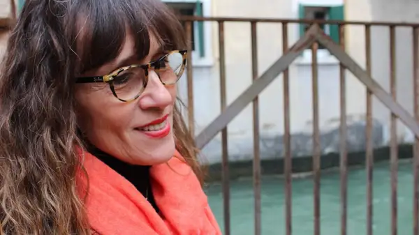 Libro d'artista in mostra: viaggio nell'universo di Loretta Cappanera