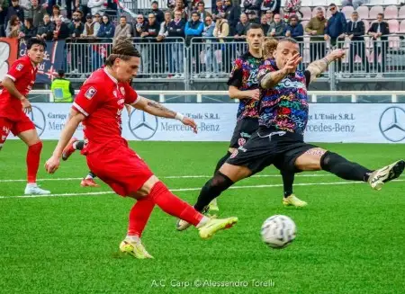 Salvezza amara: Carpi batte la sfortuna e festeggia a Pesaro