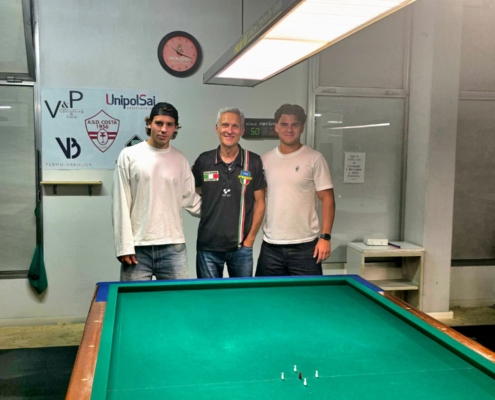 Boccette e pallone: quando lo sport unisce davvero