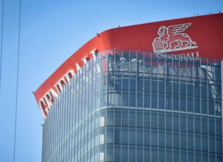 Cacioppo di CMB tra gli indagati per il crollo dell'insegna Generali a Milano