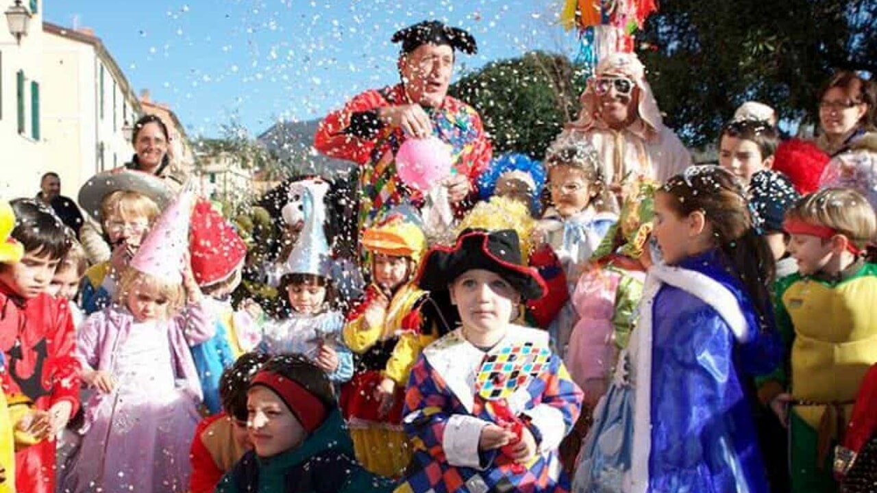 Carnevale a Sassuolo: maschere e divertimento in piazza Garibaldi