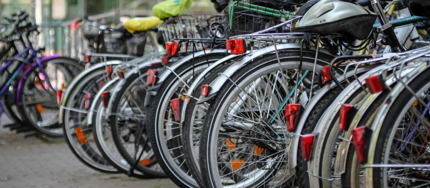 Bici al sicuro, Carpi raddoppia: da 30 a 56 posti tra stazione e centro
