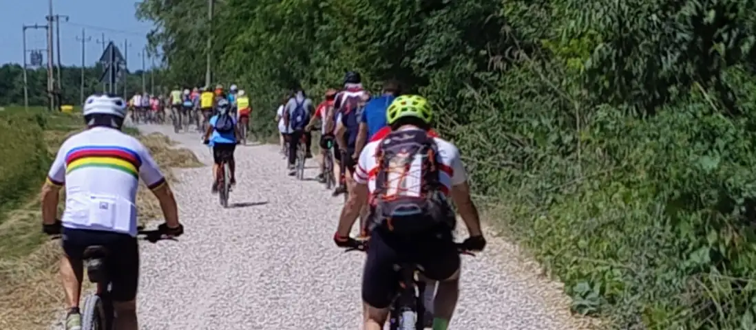 Pedalata della memoria: sui pedali del ricordo a Carpi