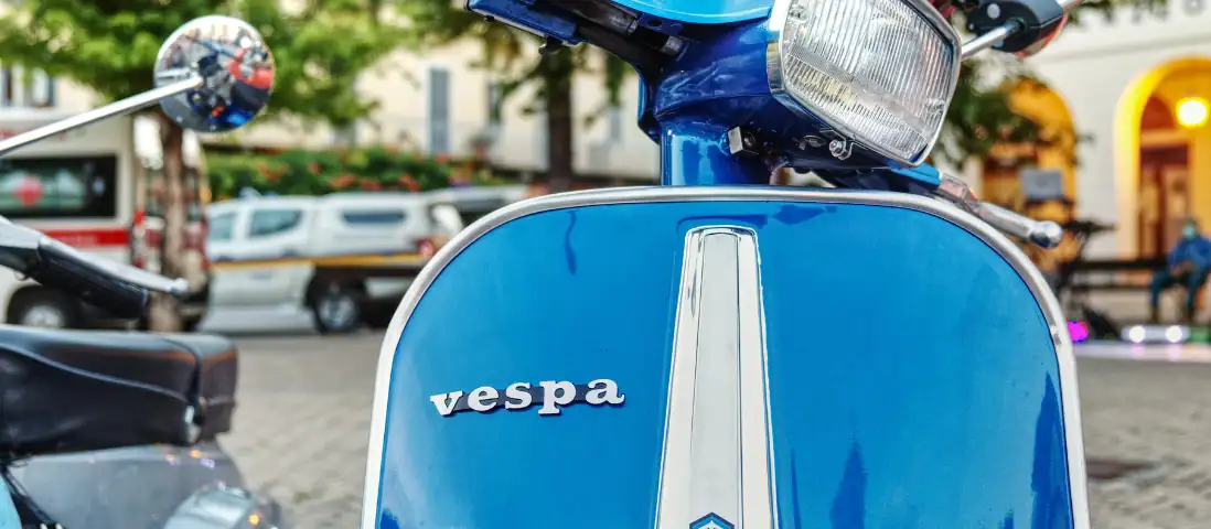 Zum Zum in Piazza: le Vespe invadono Carpi per la 1000 km Vespistica