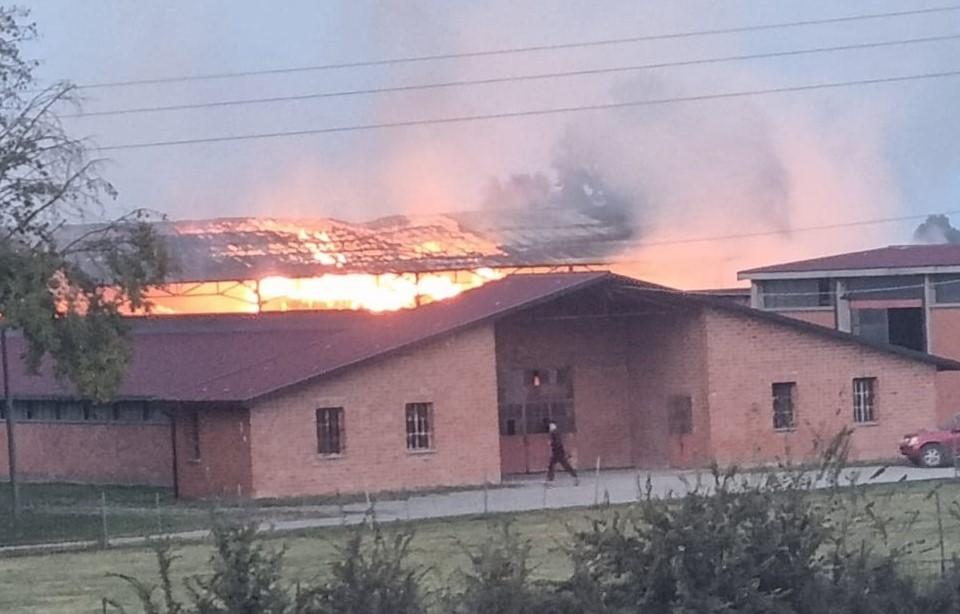 Domenica di fuoco tra Bomporto e Soliera: quando le fiamme mettono alla prova i nostri eroi