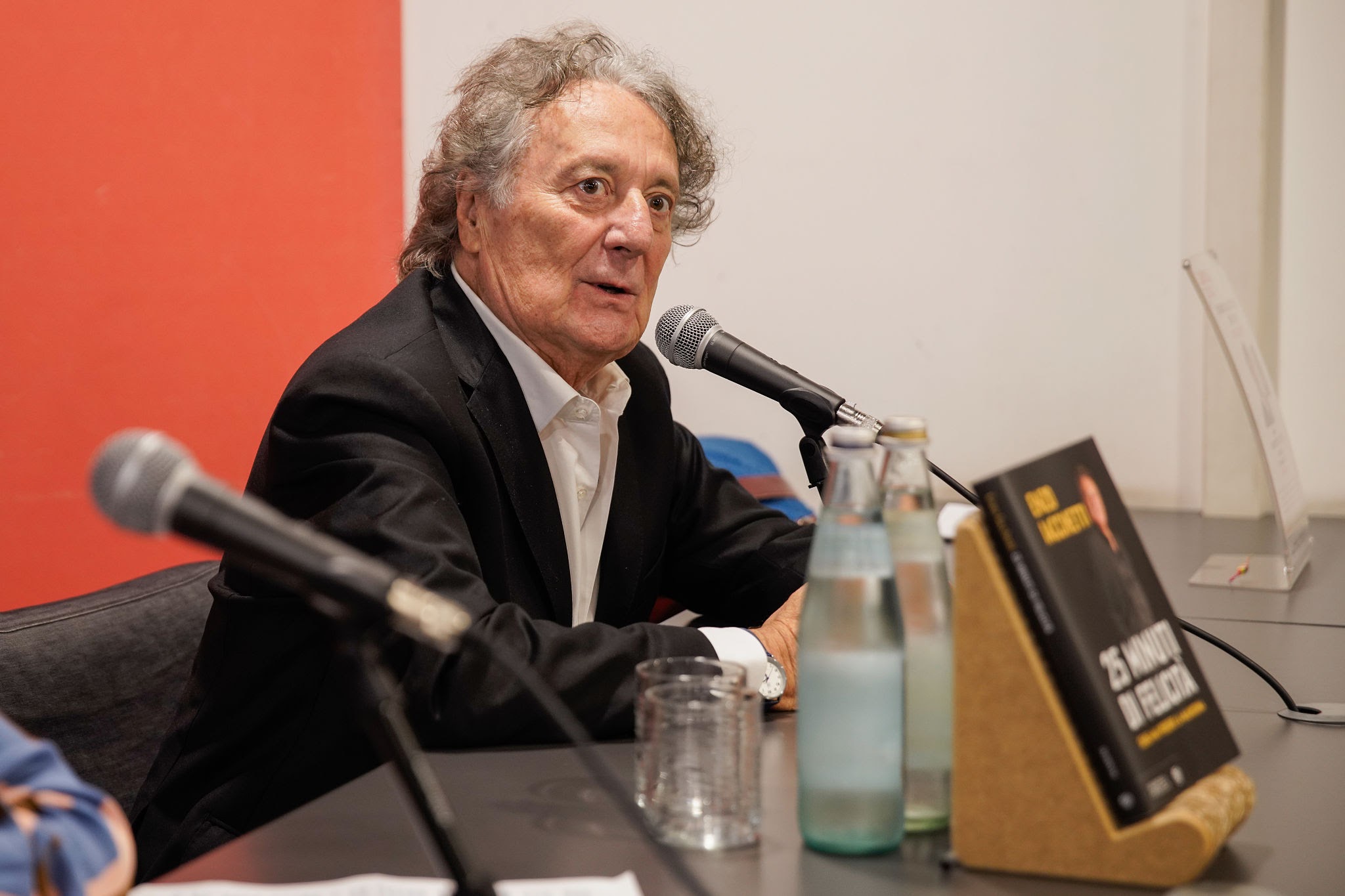 Enzo Iacchetti presenta il suo nuovo libro all'Auditorium San Rocco