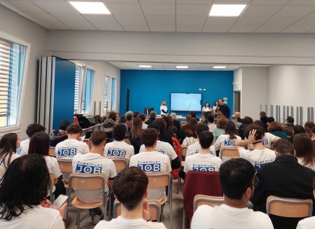 Il futuro dell'Europa passa dall'ITIS: studenti carpigiani raccontano