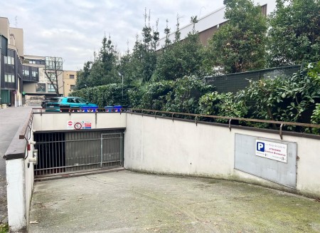 Il giallo del parcheggio "fantasma" di Borgo dei Gelsi