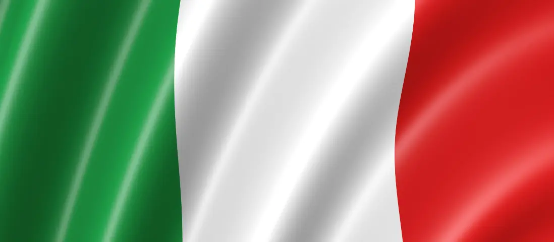 Il 4 novembre di Carpi, tra alloro, banda e i bambini della Verdi