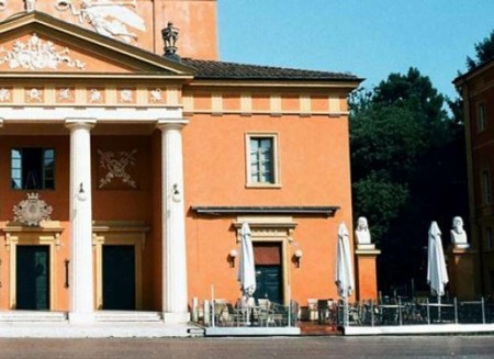 Il Caffè Teatro respira di nuovo: qualcuno si è fatto avanti