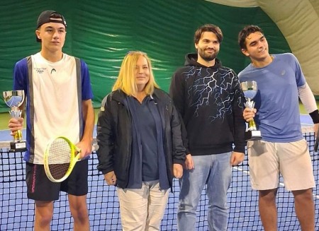 Il tennis carpigiano tra sogni infranti e derby d'oro