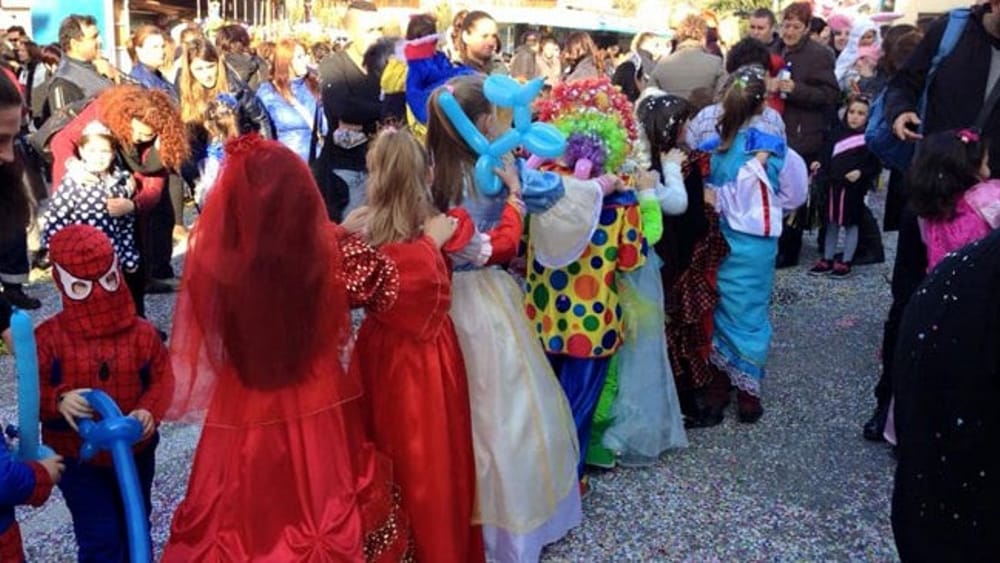 Modena Est festeggia venti anni di allegria carnevalesca