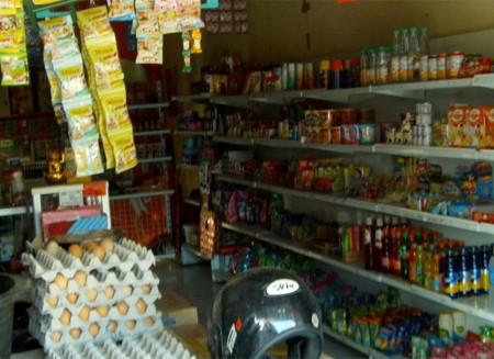 Quando la legge fa retromarcia: Modena rinuncia alle chiusure anticipate per i minimarket