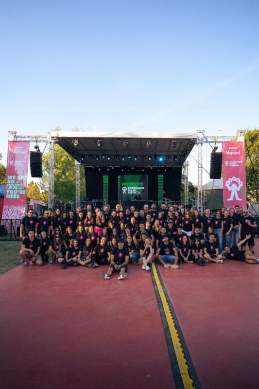 Quando la musica riaccende l'Arena: il festival di Correggio conquista i giovani
