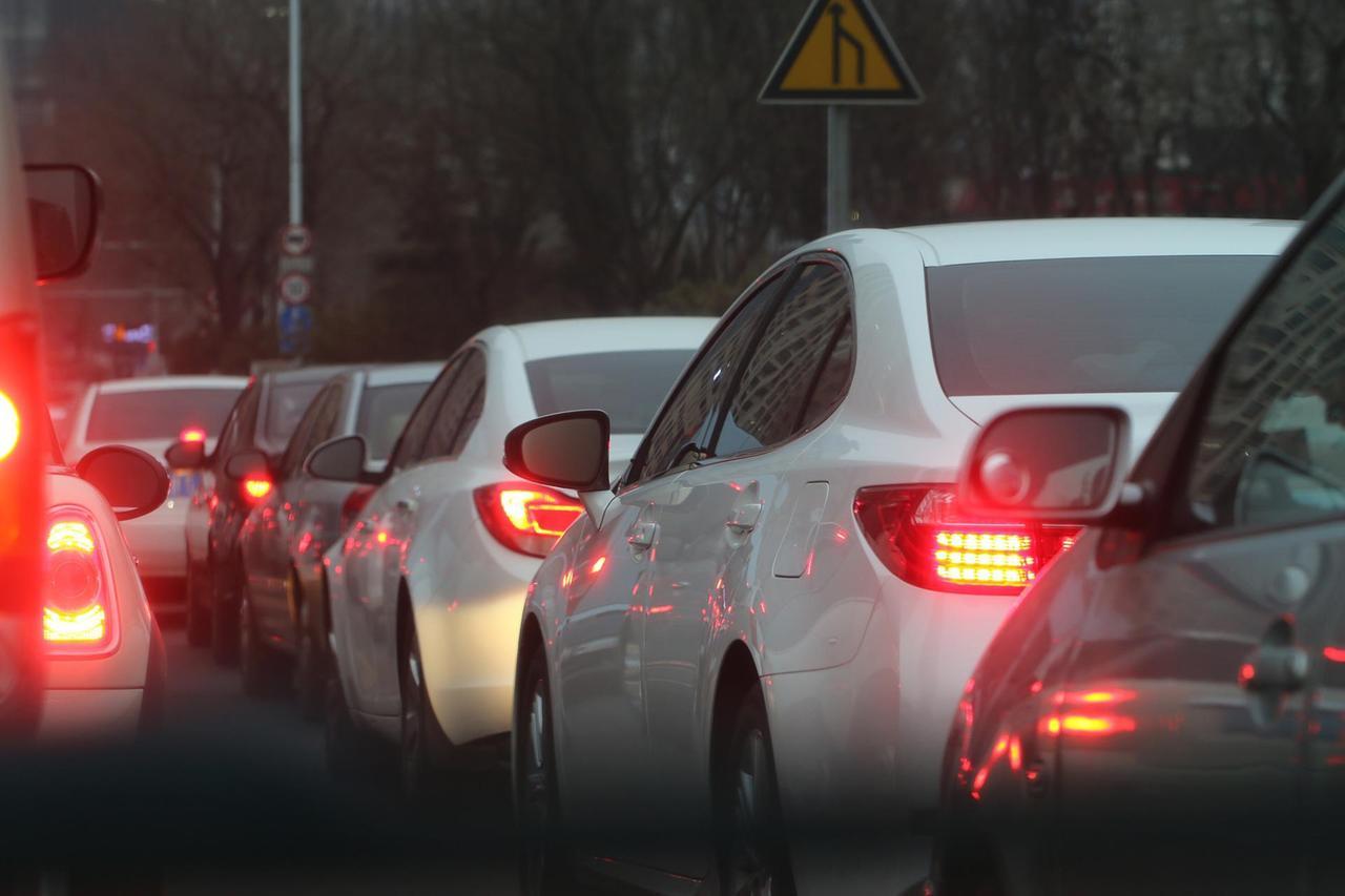 Quarantadue ore nell'inferno del traffico modenese