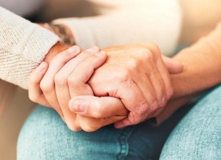 Quartirolo apre le porte al dolore silenzioso delle famiglie
