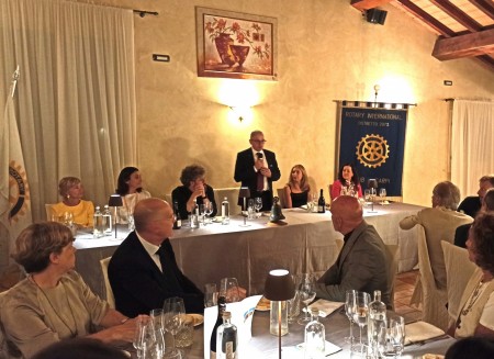 Righi disegna la Carpi di domani davanti ai soci del Rotary