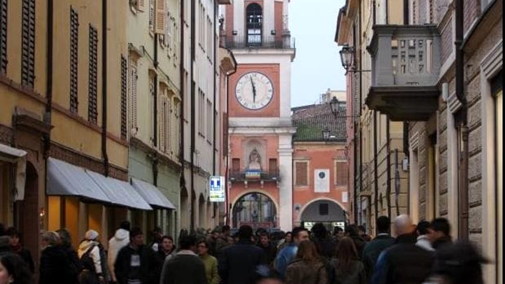 Sassuolo in Festa: Le Fiere d'Ottobre Dipingono di Tradizione il Terzo Weekend