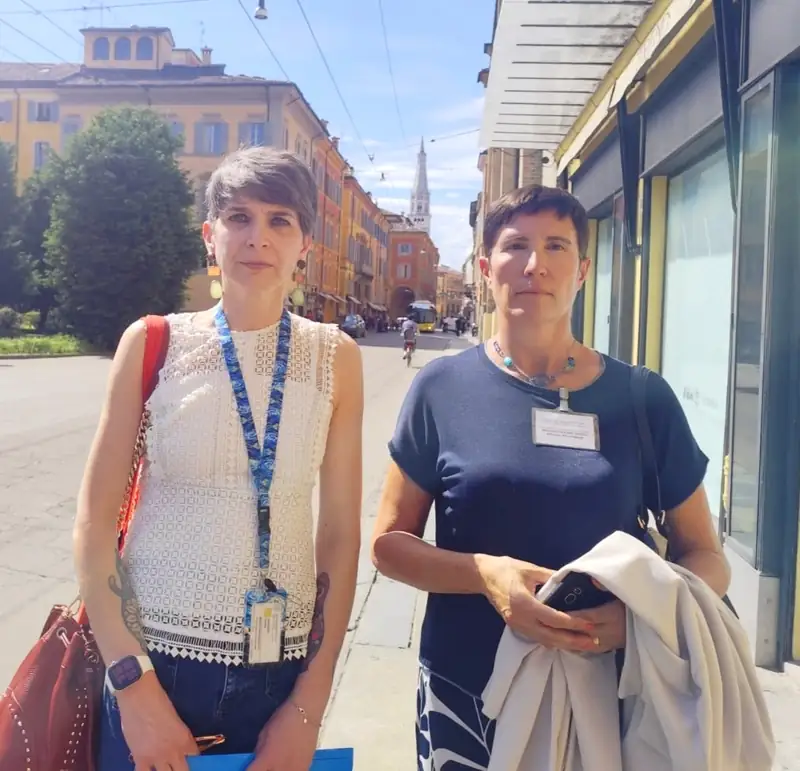 Dopo la strage di via Emilia, gli psicologi dell'AUSL in strada per aiutare chi porta ancora i segni di quel sabato