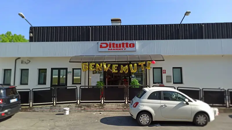 Rapina con spray urticante in via Pezzana, un arresto e tre denunce