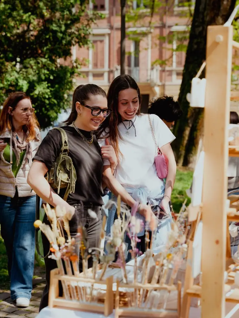UltraMarket torna ai Giardini Pubblici di Carpi: domenica 24 maggio vinili, vintage e il grande debutto dell'Area Nerd