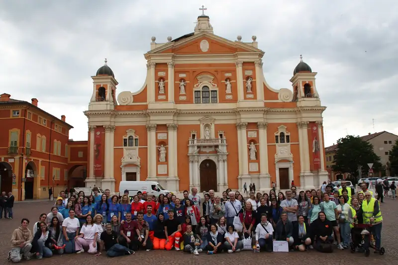 Carpi, quando la piazza si riempie di bambini: la città sa ancora sorridere