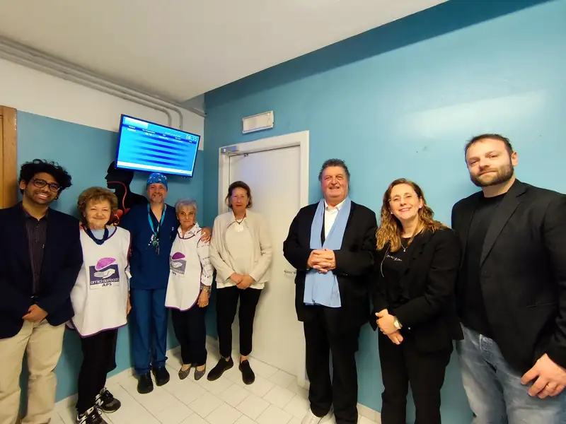 Al Ramazzini di Carpi gli Amici del Fegato trasformano il reparto di Endoscopia: spazi nuovi e tecnologie donate alla comunità