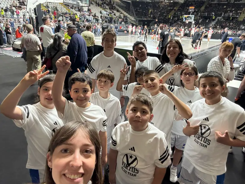 Il Blue Team di Carpi alla Virtus Arena: una notte da favola per i ragazzi con autismo