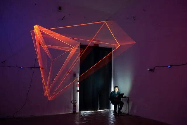 Danza tra le illusioni: alla Palazzina dei Giardini si sperimenta l'arte con il corpo