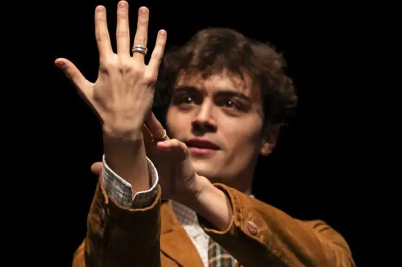 Al Torrione di Galasso arriva l'amore segreto di Testori: «Per sempre» in scena l'8 maggio
