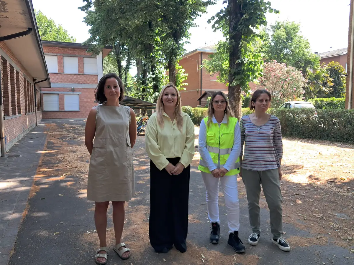 Zanzare, la prevenzione comincia all'asilo: l'Ausl di Modena porta l'opuscolo nei centri estivi di Carpi