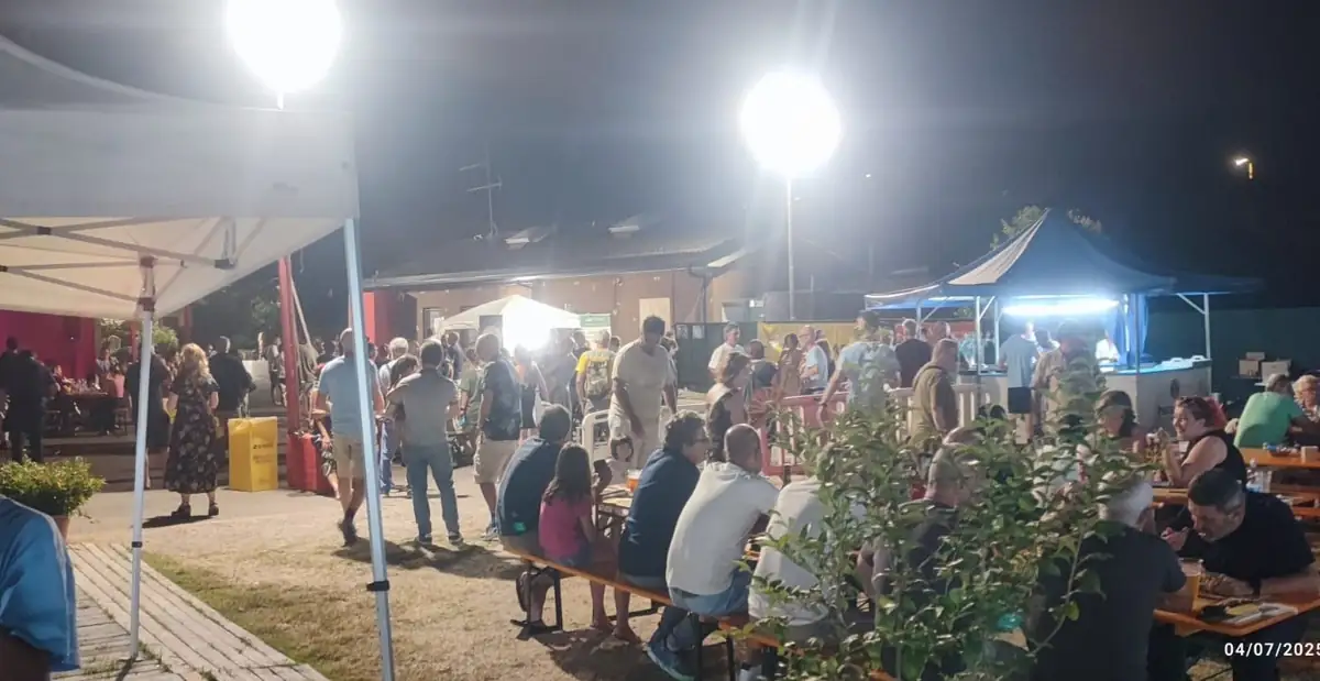 Birriamo riparte dopo il temporale: ultimo weekend di musica e birra a Fossoli con tre serate ad ingresso libero