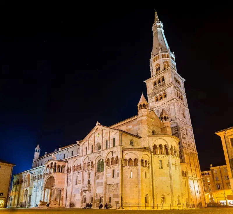 Quando Modena svela i suoi segreti più oscuri: un tour da brivido