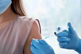 A 65 anni, due vaccini che fanno la differenza