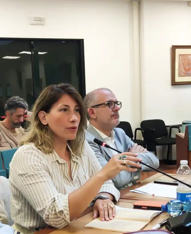 Scuole progettate per il clima di cent'anni fa: Ferrari (Pd) lancia il piano per adattarle alle ondate di calore